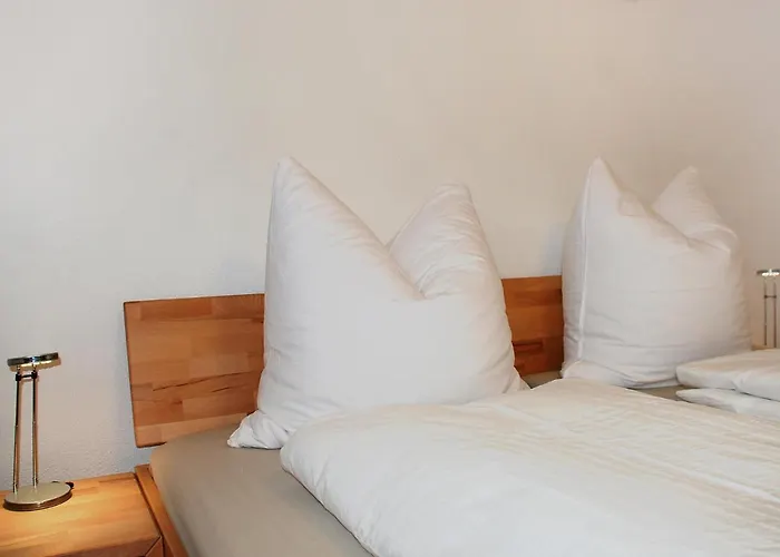 Valetta Sura By Interhome